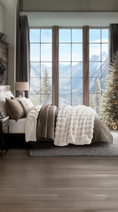 Load image into Gallery viewer, Luxury Faux Rabbit Fur Throw