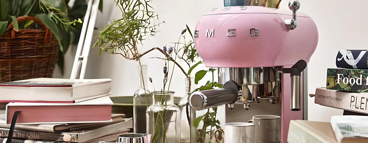 Elevate Your Daily Coffee Game - Smeg's 50's Inspired Retro Inspired Espresso Machine