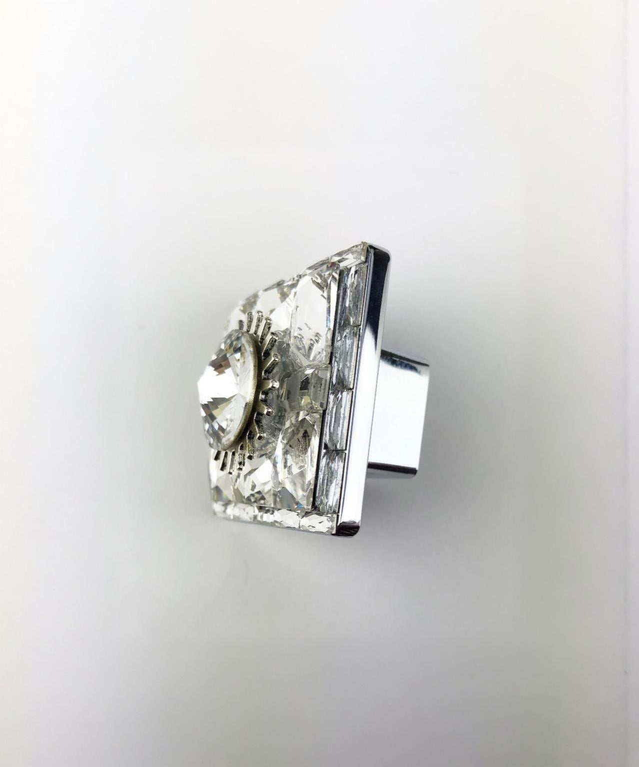 1 1/2" Square Crystal Knob