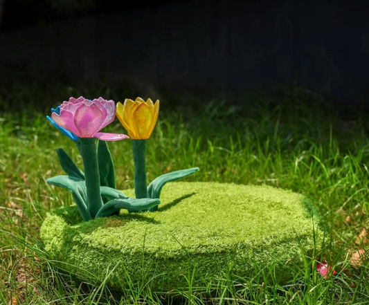 Plush Grass Cat Mat with Flower Toys: Cozy Pet Bed