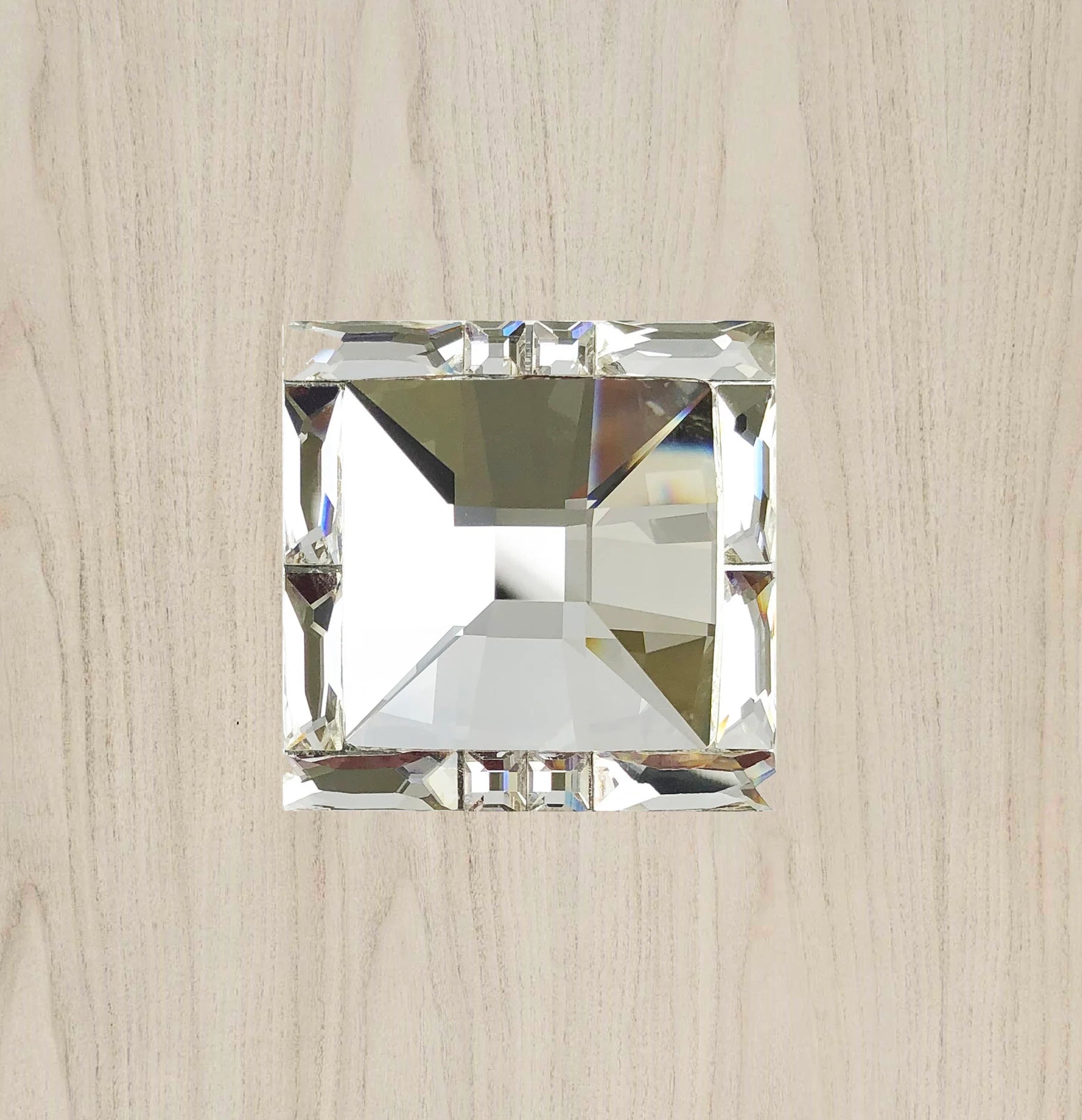 Dalia Square Crystal Knob