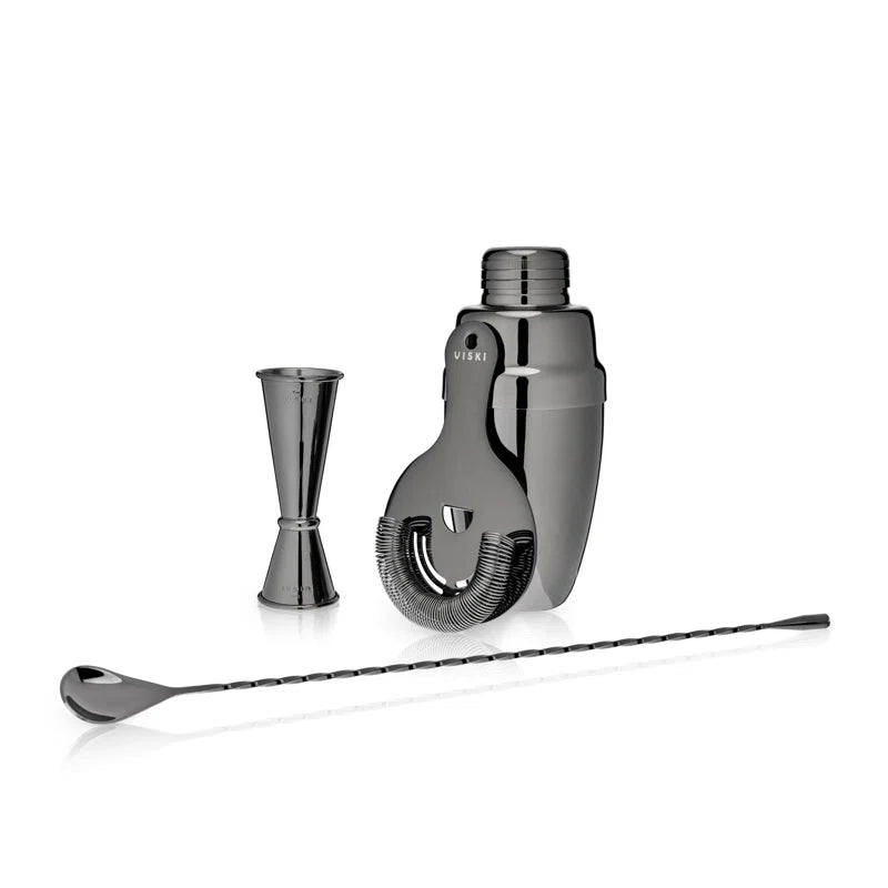 barware set in product image