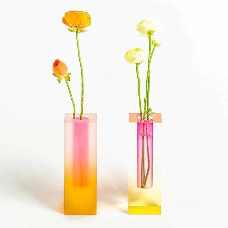 VASE ACRYLIC VASE