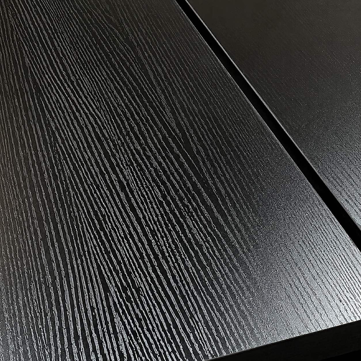 luka coffee table close up to see wood grain